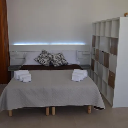 Apartment Domus Ponente *